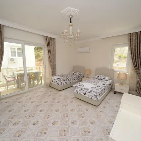 Alanya Lux White 2 * Mahmutlar